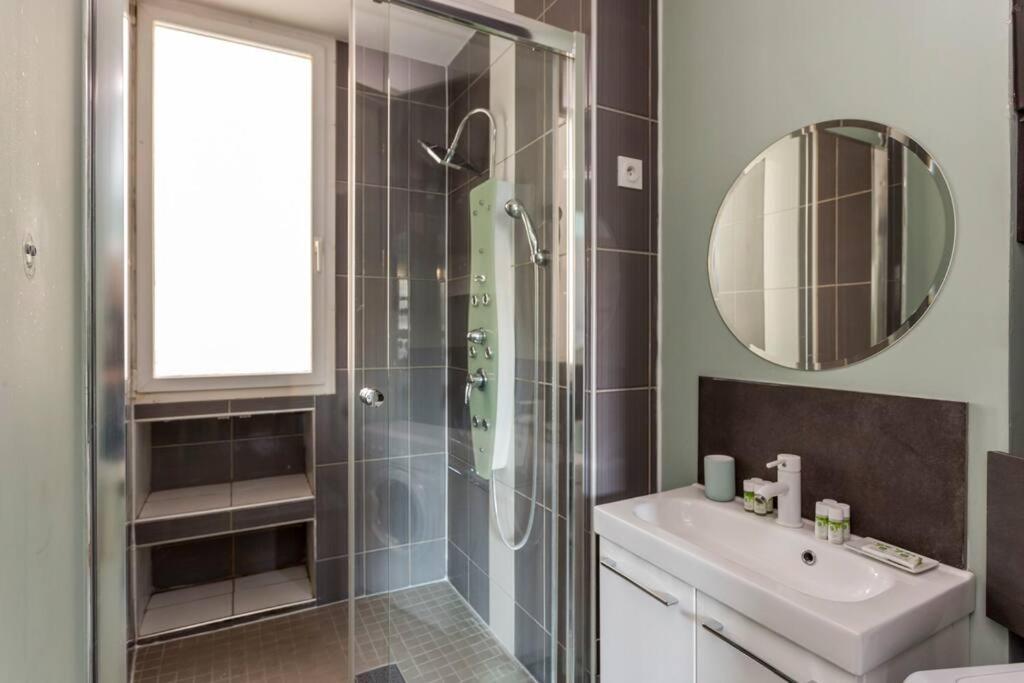 Elegant, Cosy In Heart Of ! Appartement Parijs
