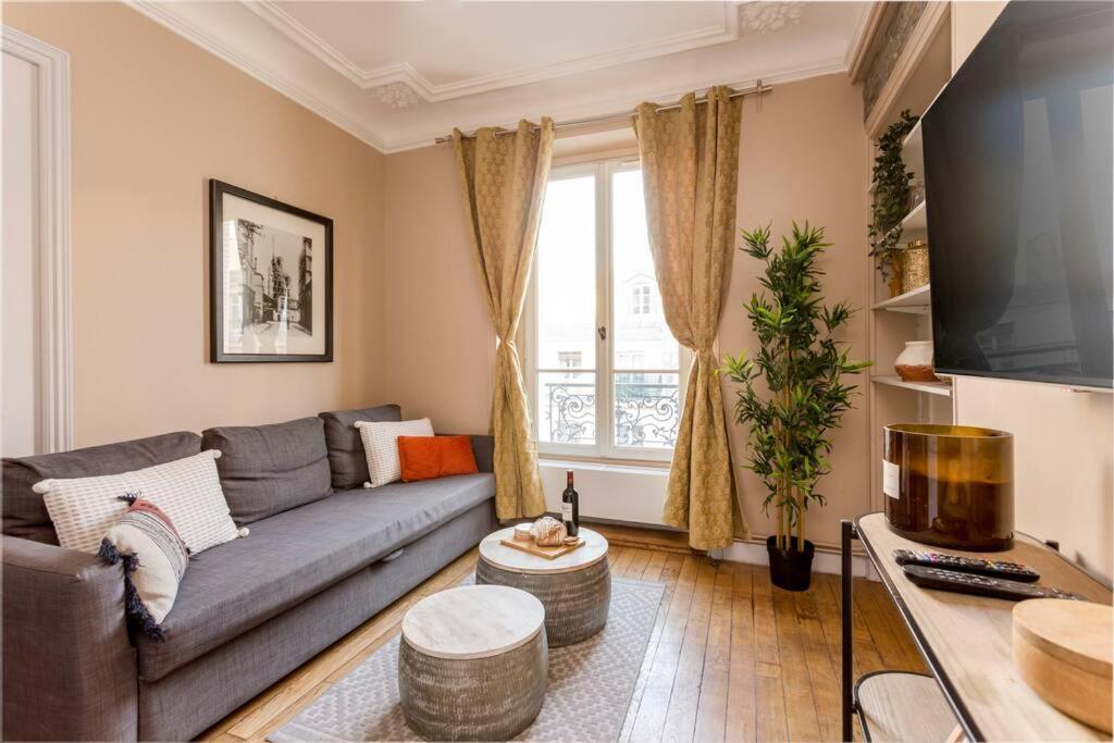 Elegant, Cosy In Heart Of ! Appartement Parijs
