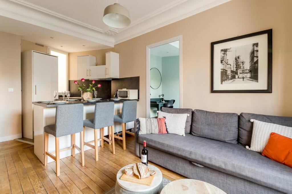 Elegant, Cosy In Heart Of ! Appartement Parijs